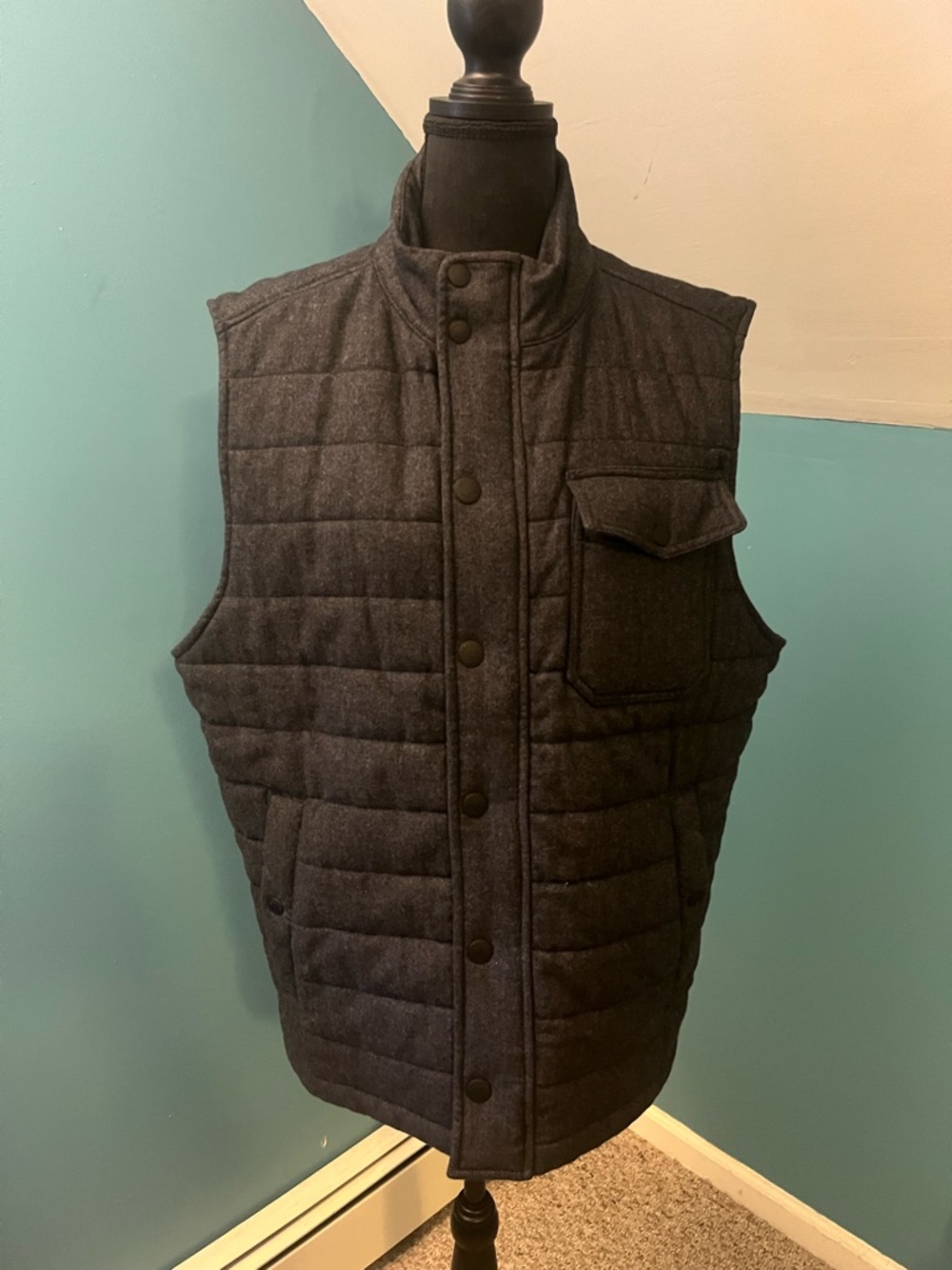 Faherty Teton Valley Dark Gray Men’s Quilted Vest Size Large View 2